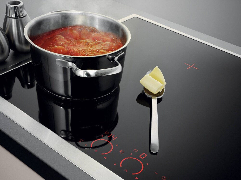 Table de cuisson à induction AEG AEG