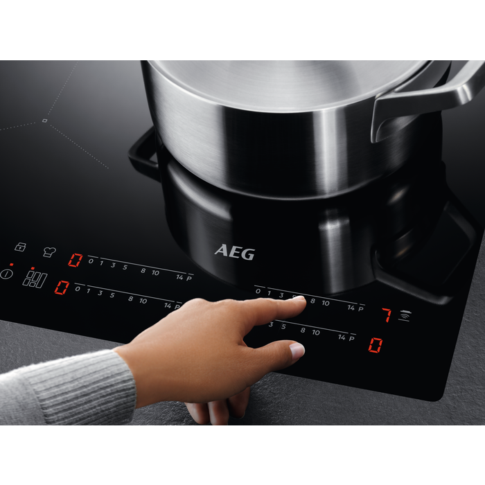 AEG - Cocotte inox avec couvercle - A9ALSA11
