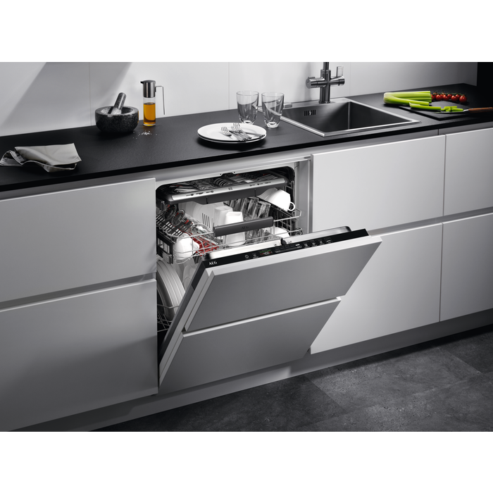 AEG - Dishwasher 60 cm - FSE76727P