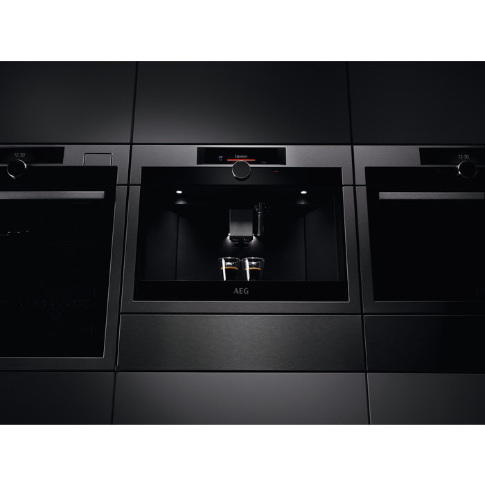 AEG - Machine à café encastrable - KKE994500M