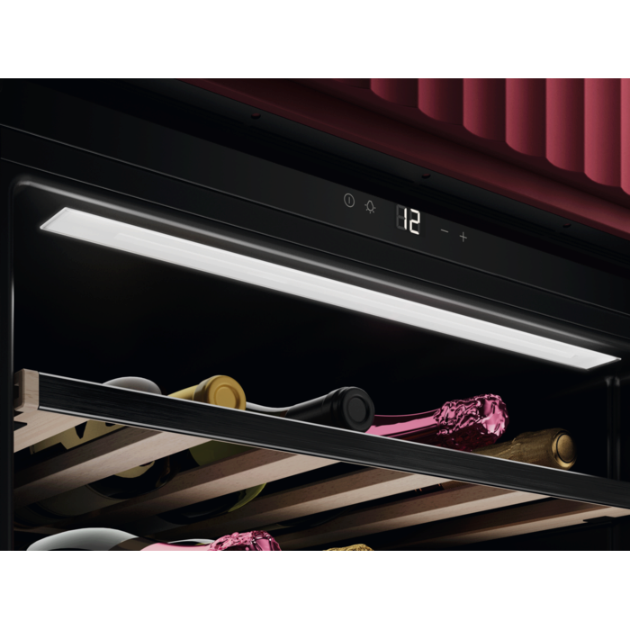 AEG - Cave à vin - NKW8P21KAT