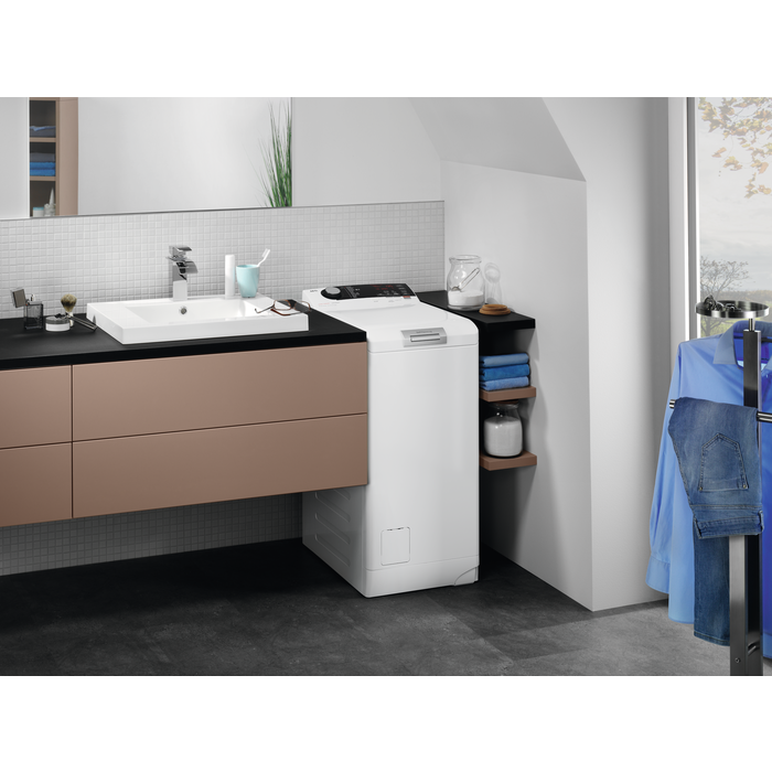 AEG - Lave-linge chargement par le dessus - L7TBD734E