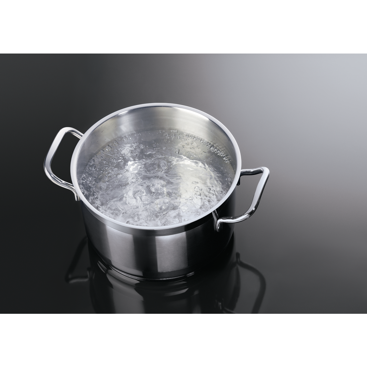 AEG - Cuisinière induction - CIB6641ABM