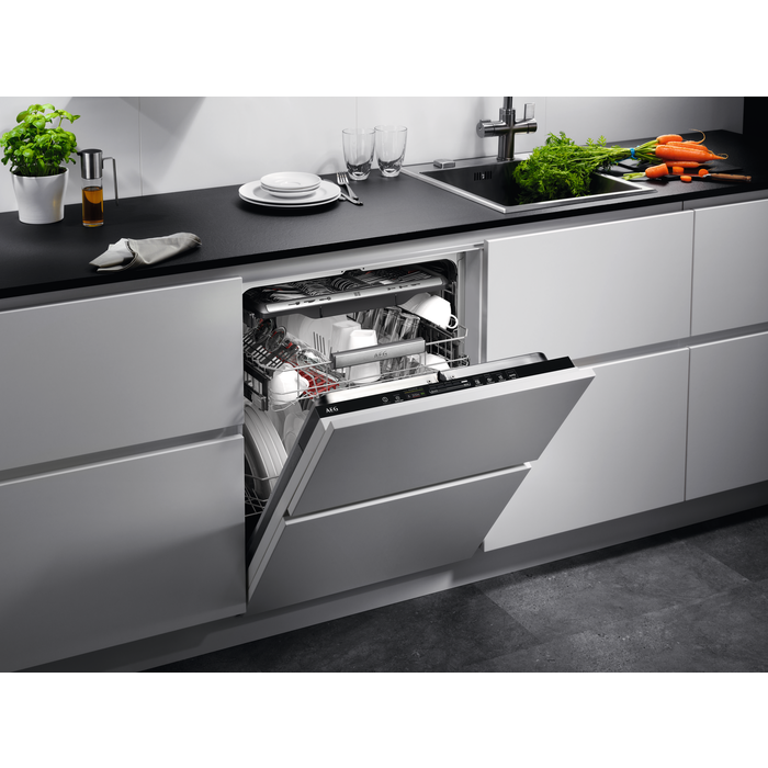 AEG - Dishwasher 60 cm - FSK75778P