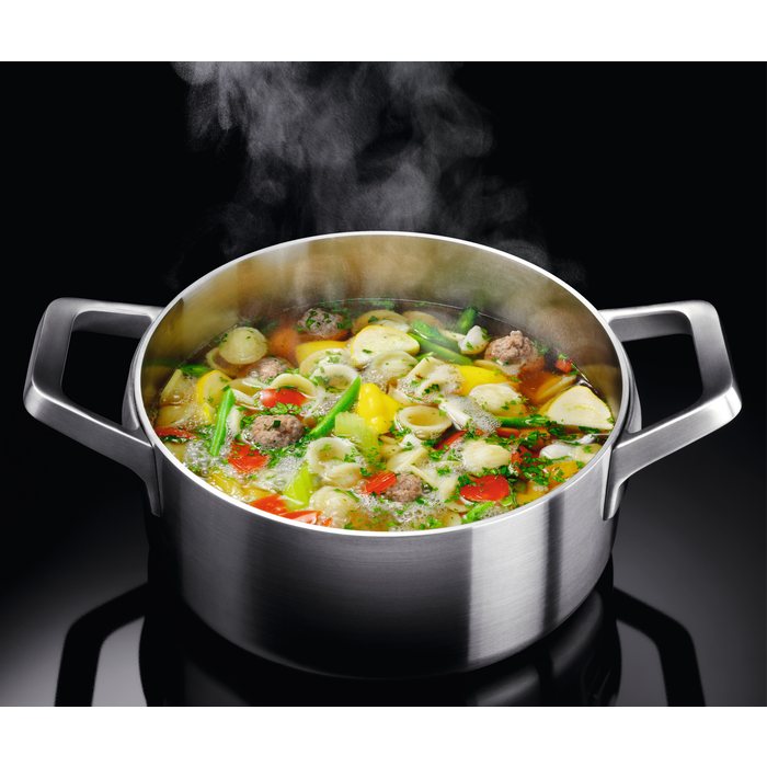 AEG - Cocotte inox avec couvercle - A9ALSA11