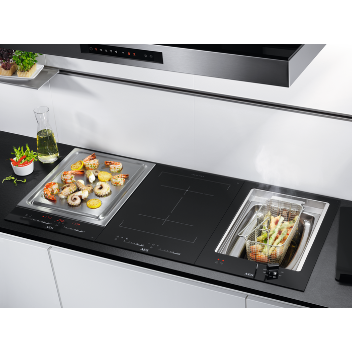 AEG - Plaque induction - HC452601EB