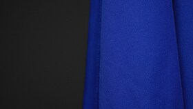 Un t-shirt en coton bleu